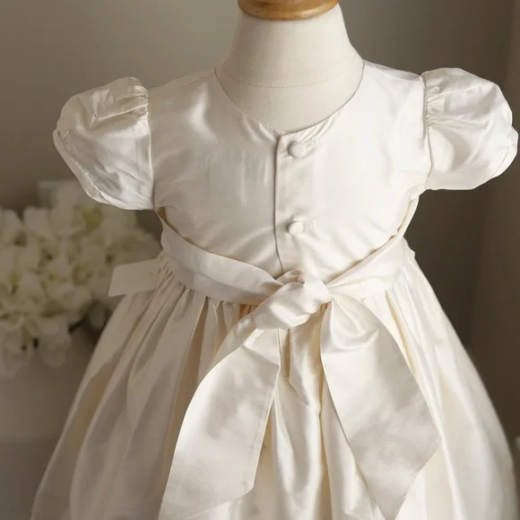 Ivory Flower Girl Dress 24 Months Designer Flower Girl Special Occasion Like New - Picture 8 of 9